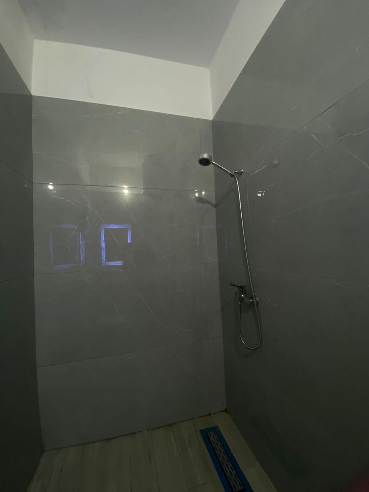 Jon Apartment Vlorë Exterior foto